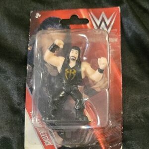 Mini WWE Roman Reigns Figure